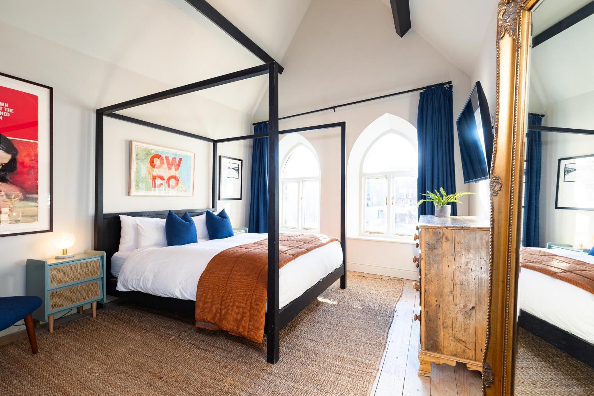 Stylish Seaside Home With King Beds And Parking Scarborough Bagian luar foto